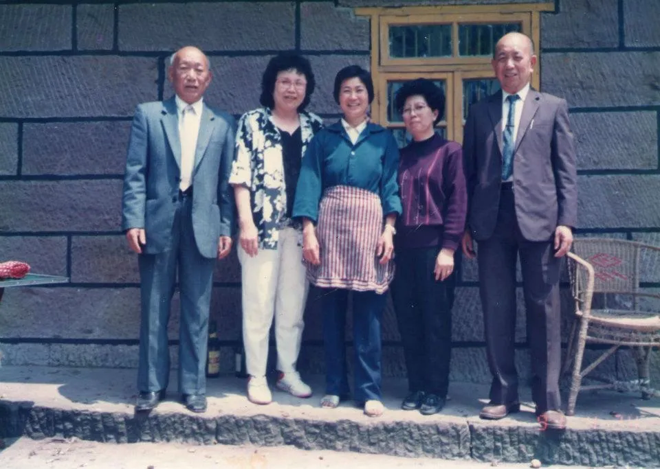 四川龍昌老家新建的房子。（民國八十年）